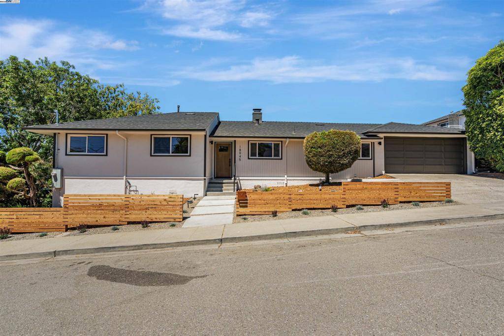 18945 Thornbury Ave, Castro Valley, CA 94546