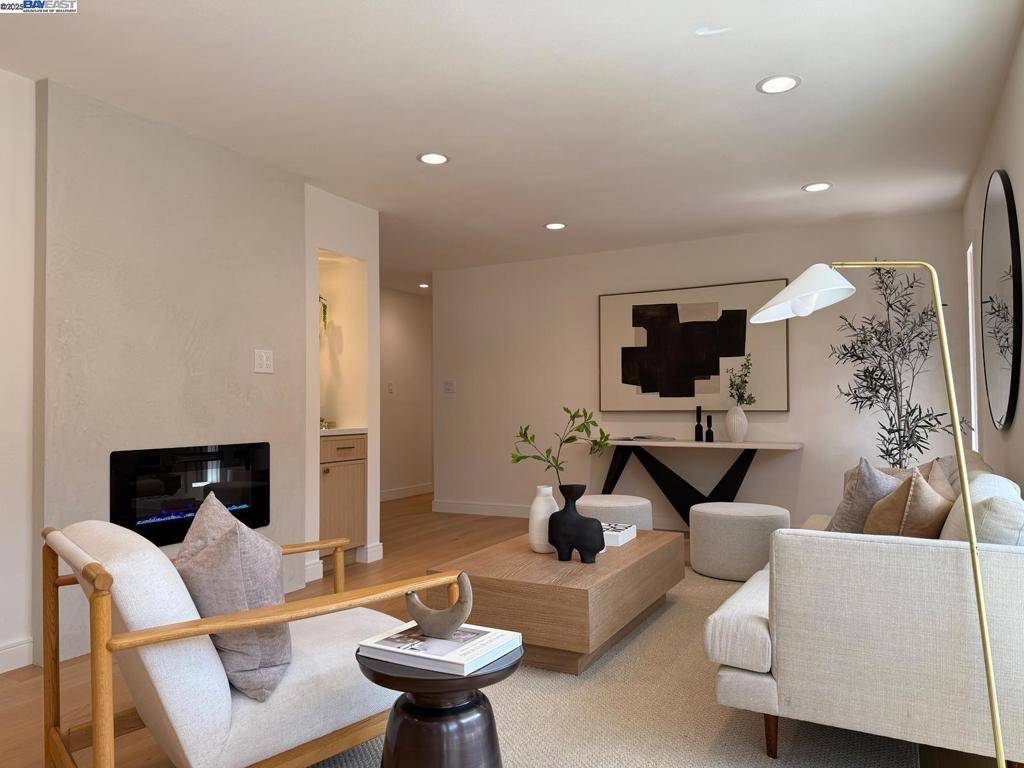 Castro Valley, CA 94546,18945 Thornbury Ave