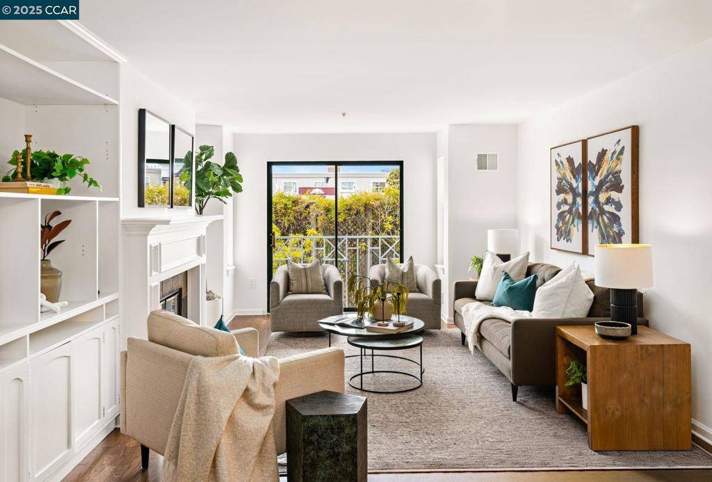 San Francisco, CA 94133,650 Chestnut Street #205