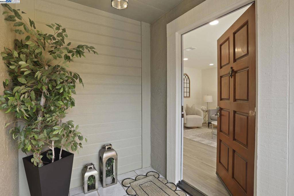 Dublin, CA 94568,7650 Arbor Creek Cir