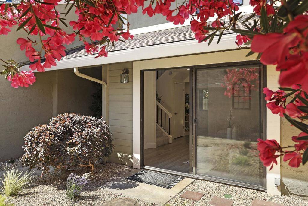 Dublin, CA 94568,7650 Arbor Creek Cir