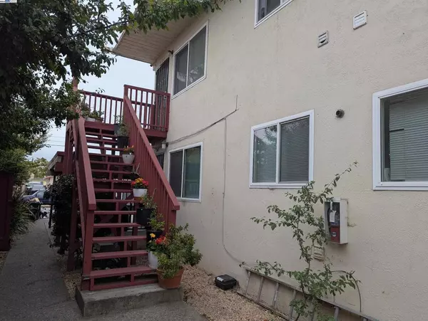 Richmond, CA 94804,317 S 26Th St