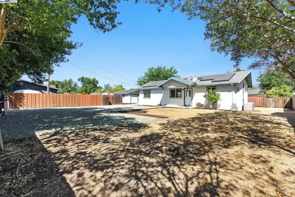 Concord, CA 94519-2330,3417 Wren Ave