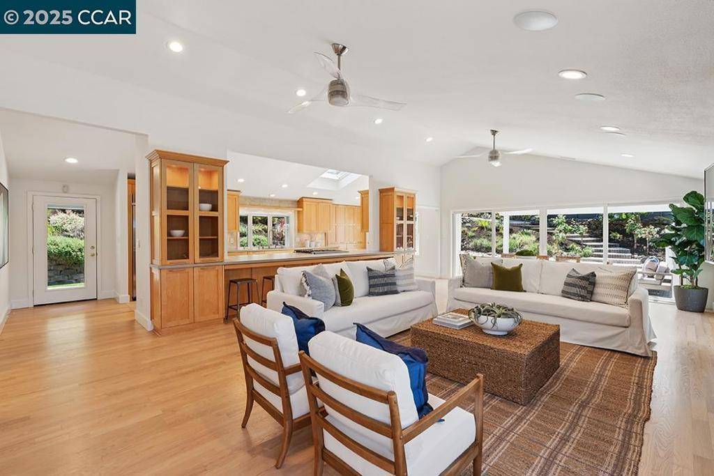Lafayette, CA 94549,3165 Lucas Dr