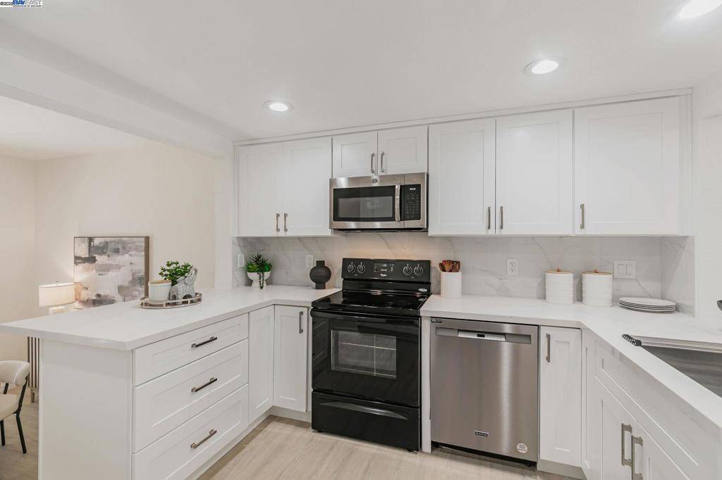 Fremont, CA 94539,636 Praderia Cir