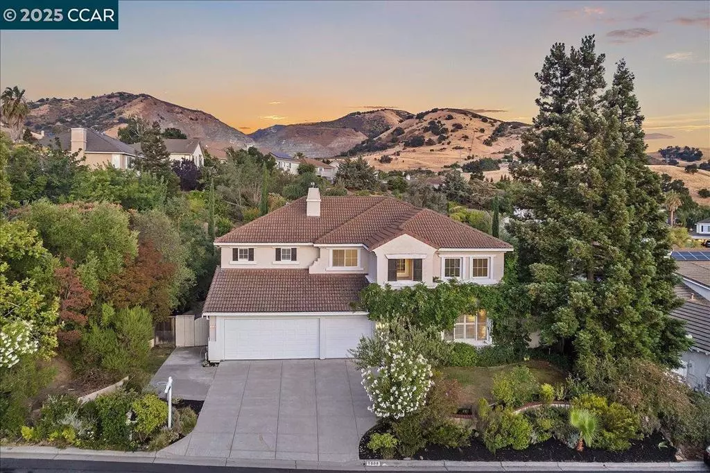 Concord, CA 94521,1008 Rolling Woods Way