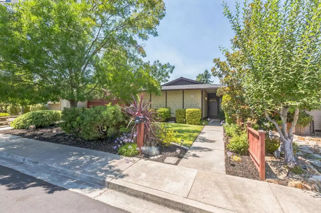 Danville, CA 94526,812 Luz Ct