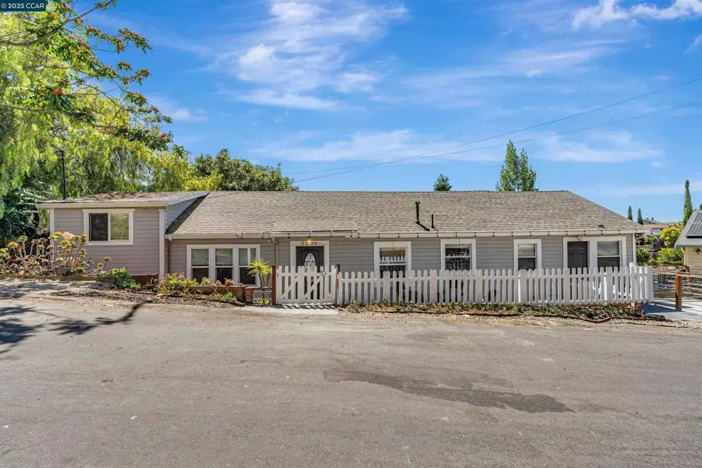 Martinez, CA 94553,2230 Pomona Ave