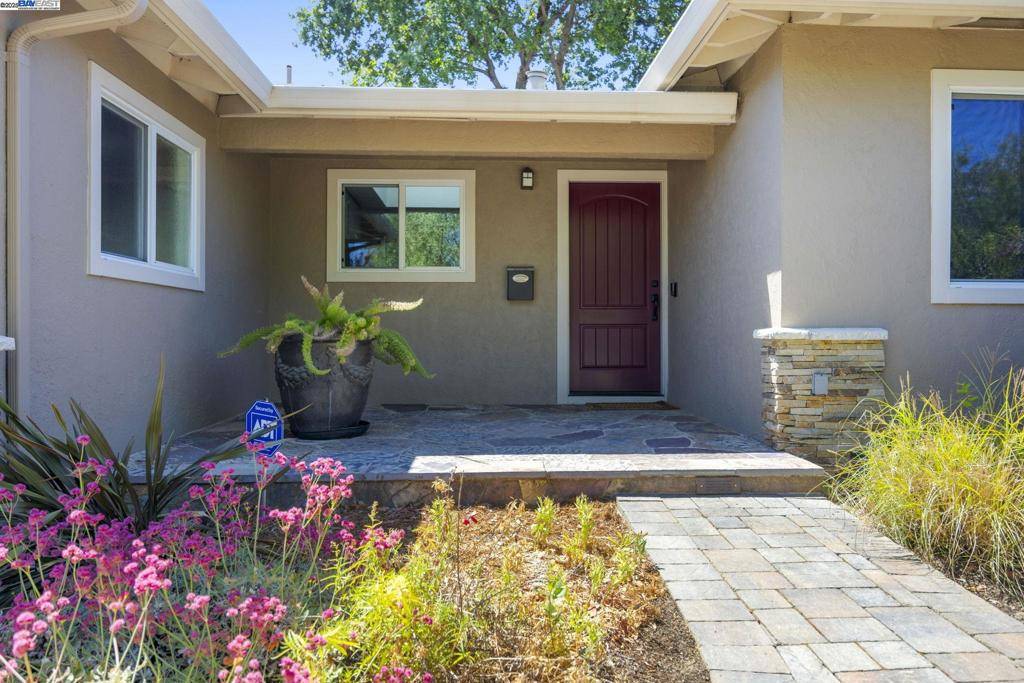 4580 Theresa Ave, Fremont, CA 94538