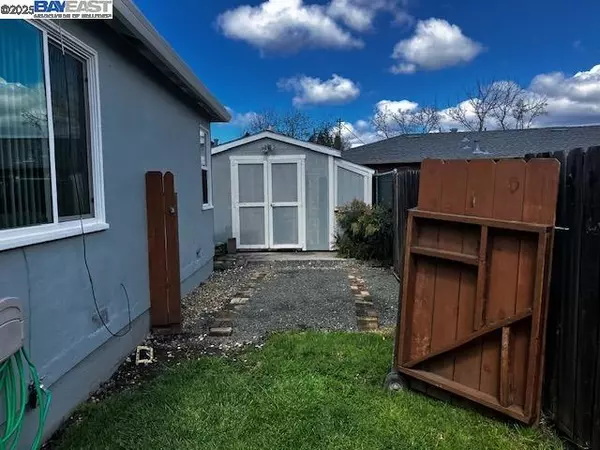 Hayward, CA 94541-4846,253 Lansing Way