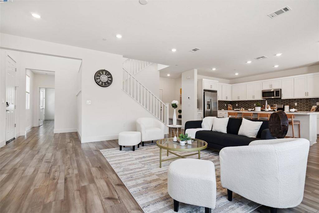 Antioch, CA 94531,5161 Maniago Way