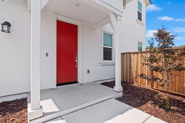 Antioch, CA 94531,5161 Maniago Way