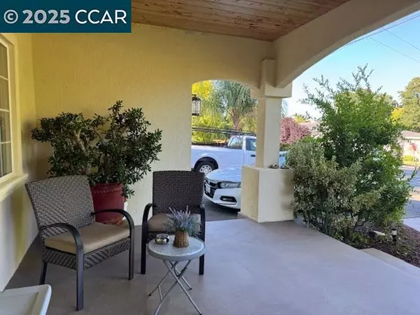 Walnut Creek, CA 94597,2527 Buena Vista Ave
