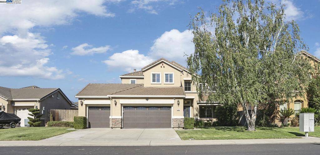 1962 Fountain Square Ave, Manteca, CA 95337
