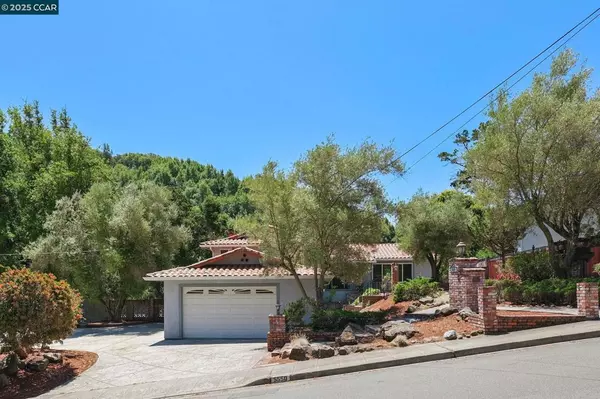 5550 Cold Water Drive, Castro Valley, CA 94552