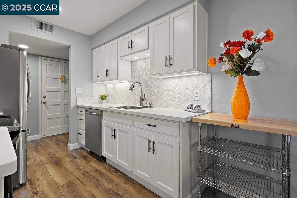 825 Oak Grove Rd #29, Concord, CA 94518
