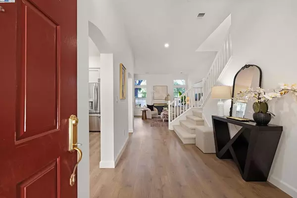 Pleasanton, CA 94588,5754 Belleza Dr