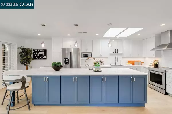 Walnut Creek, CA 94595,1517 Rockledge Ln #2