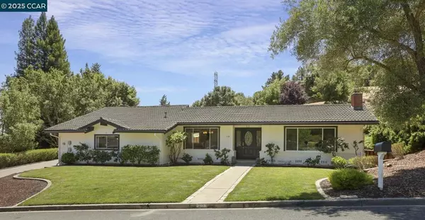 15 Ashbrook Place, Moraga, CA 94556