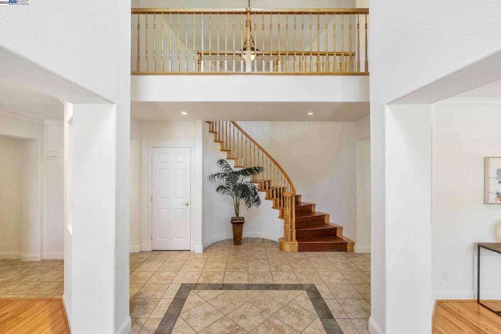 Walnut Creek, CA 94596,135 Cara Ct