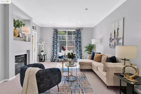 300 Caldecott #216,  Oakland,  CA 94618