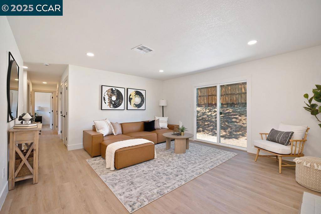 Roseville, CA 95661,1322 Sheridan Ave