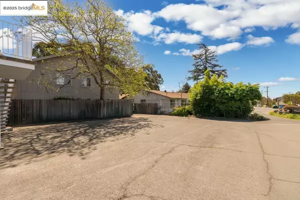 Oakland, CA 94602,1777 Sausal St