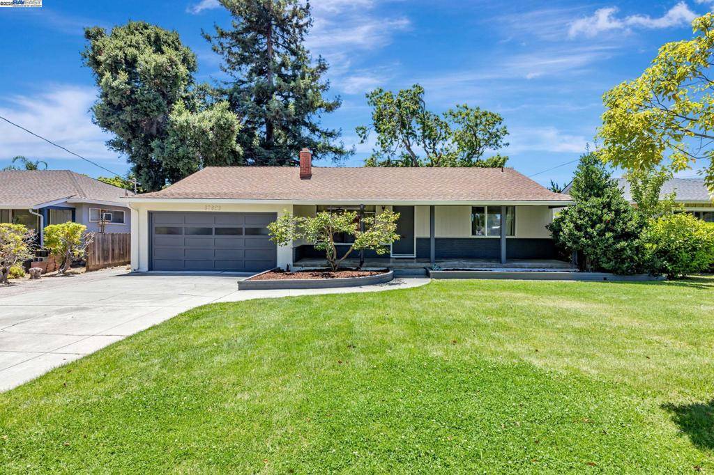 37923 Glenmoor Dr, Fremont, CA 94536