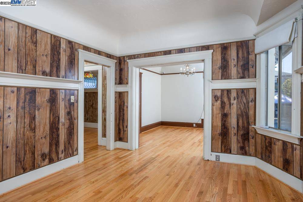 Alameda, CA 94501,1424 Walnut St
