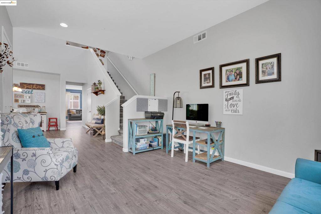 Oakley, CA 94561,245 Silver Bell Way
