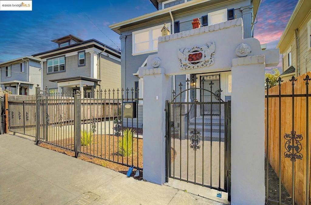 Oakland, CA 94608,839 35Th St