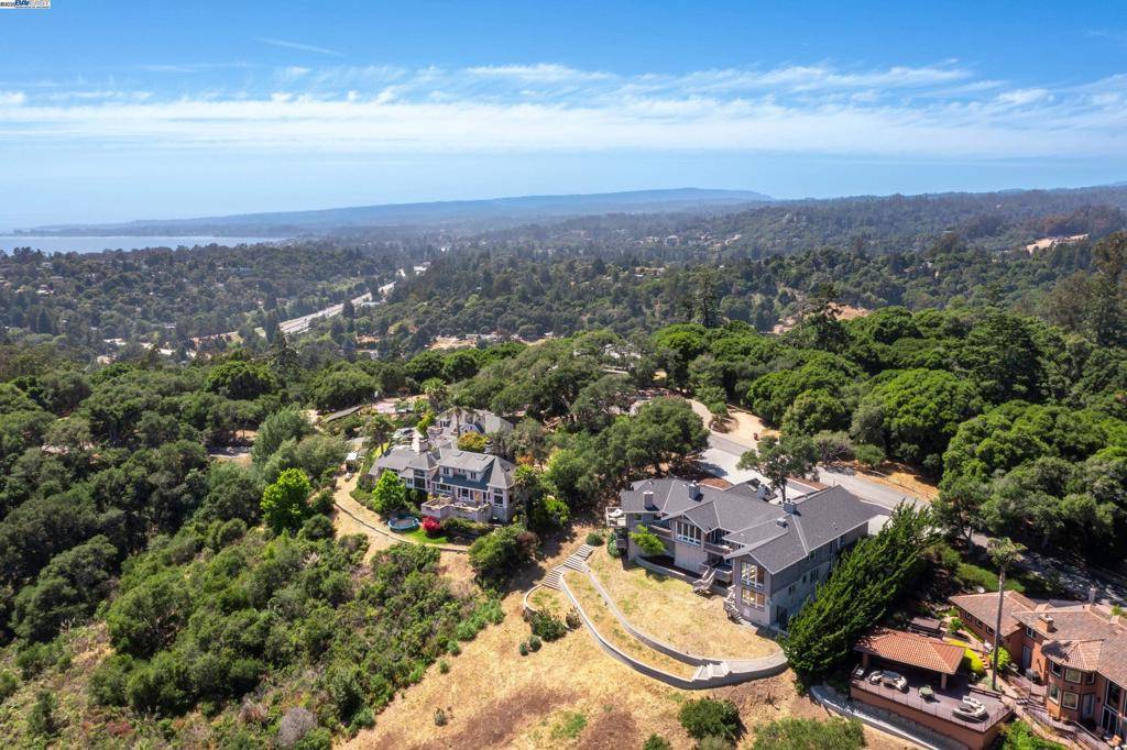 Watsonville, CA 95076,905 Moon Valley Ranch Rd