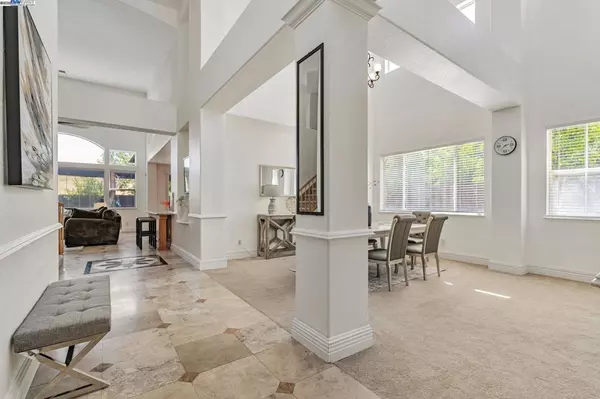 Antioch, CA 94531,5065 Carbondale Way