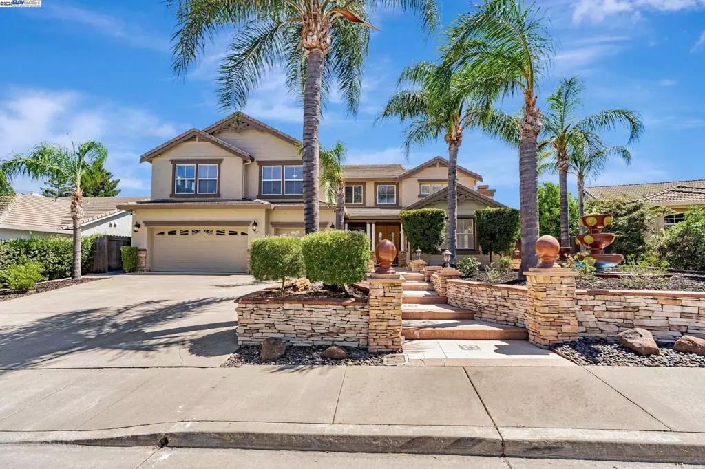 Antioch, CA 94531,5065 Carbondale Way