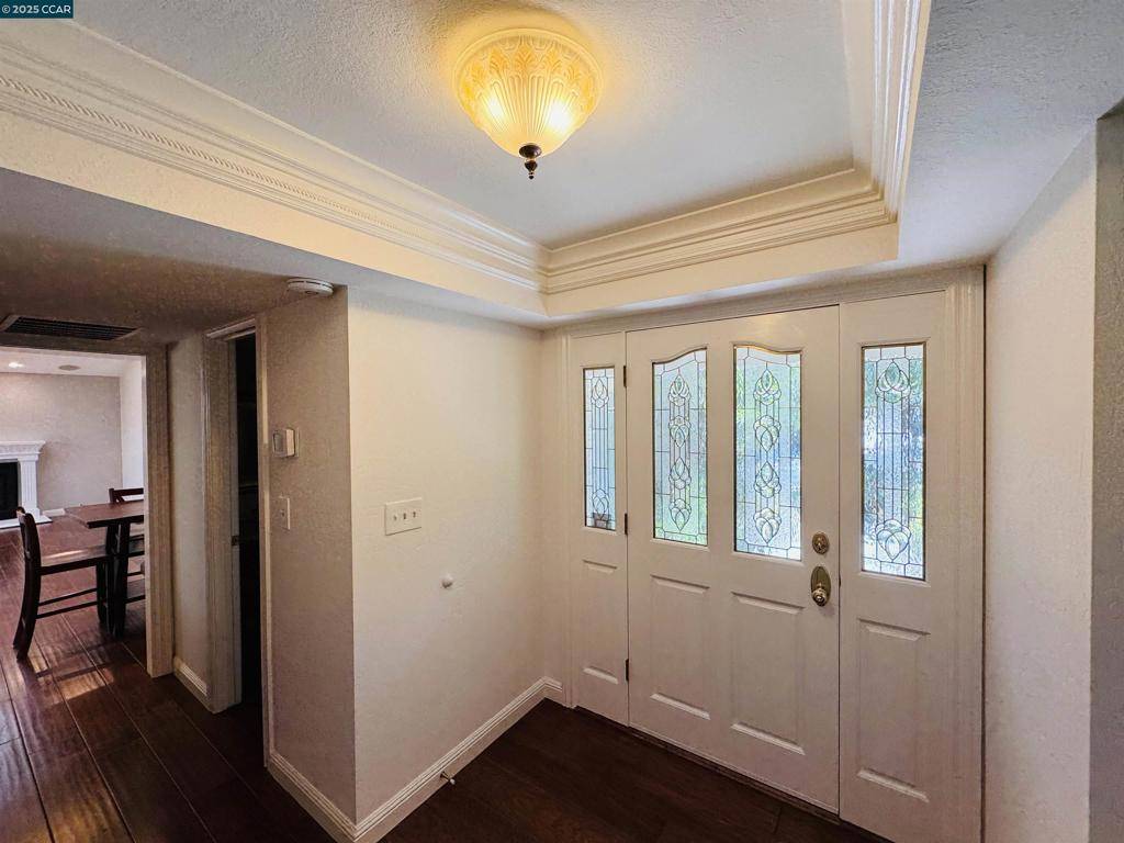 Walnut Creek, CA 94596,2315 Dapplegray Ln