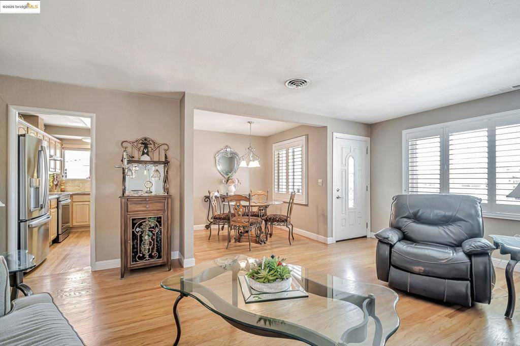 Hayward, CA 94544,581 Fairway Street