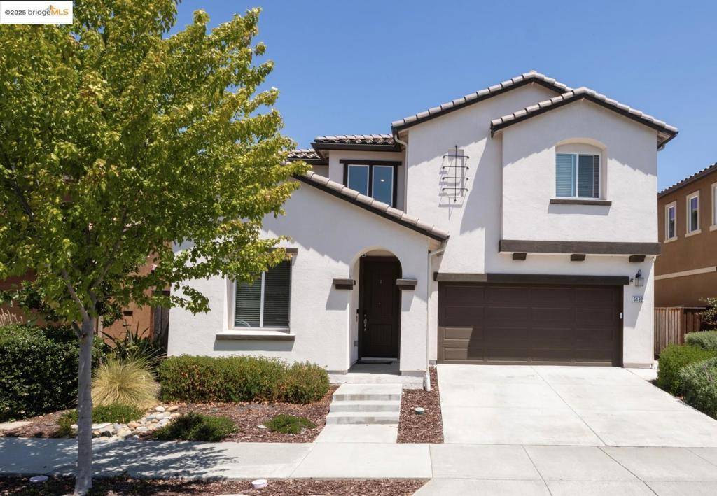 Rohnert Park, CA 94928,5132 Kevin PL