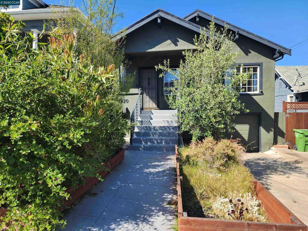 1920 E 24th St, Oakland, CA 94606