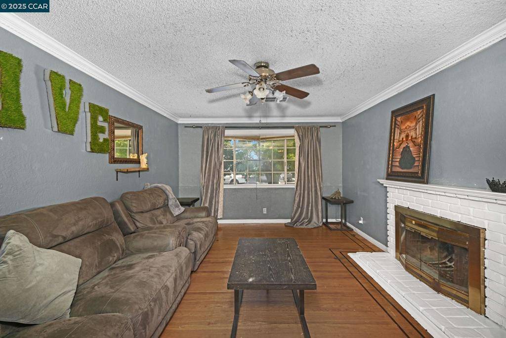 Concord, CA 94519,2543 Montgomery Ave