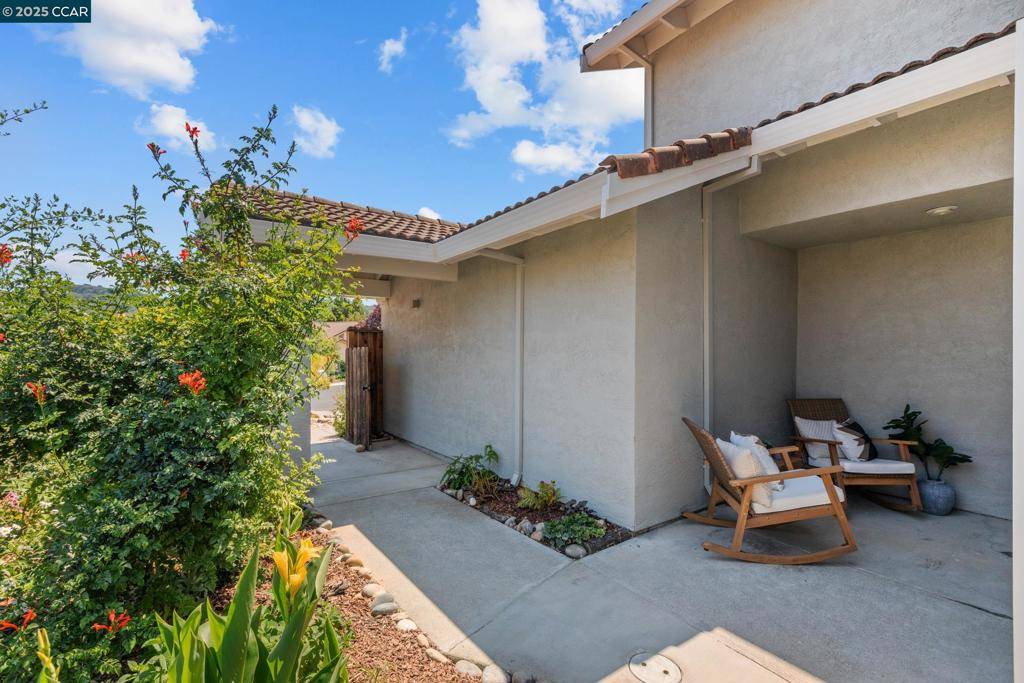 El Sobrante, CA 94803,5215 Cutter Lane