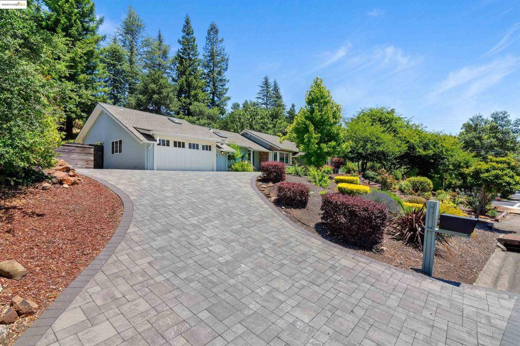 Moraga, CA 94556,307 Rheem Blvd