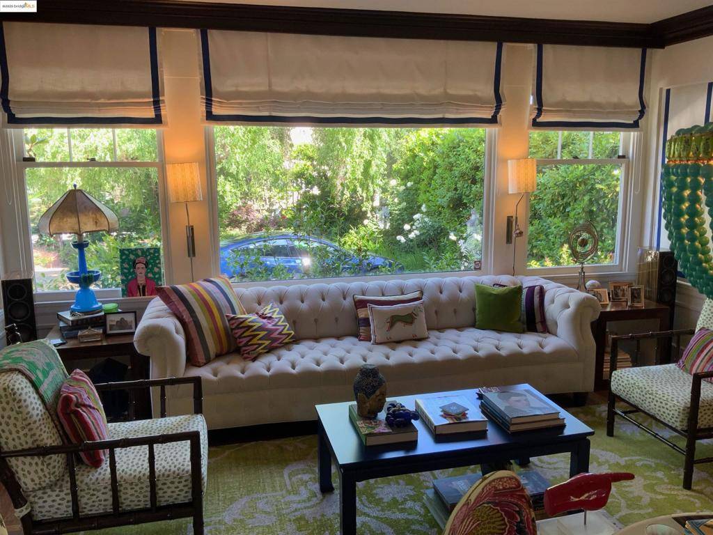 Piedmont, CA 94611,774 Kingston Avenue