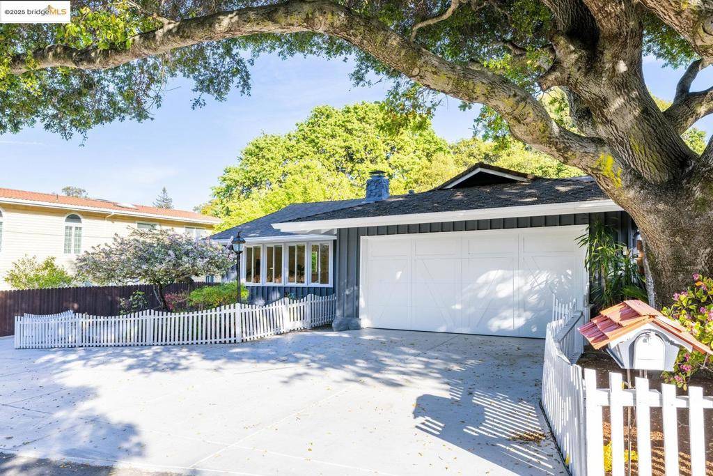 El Sobrante, CA 94803,25 Cavoretto Ln