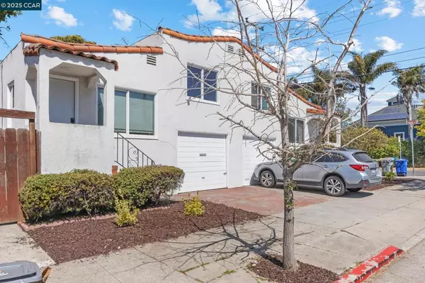 Berkeley, CA 94705,3038 Shattuck Ave