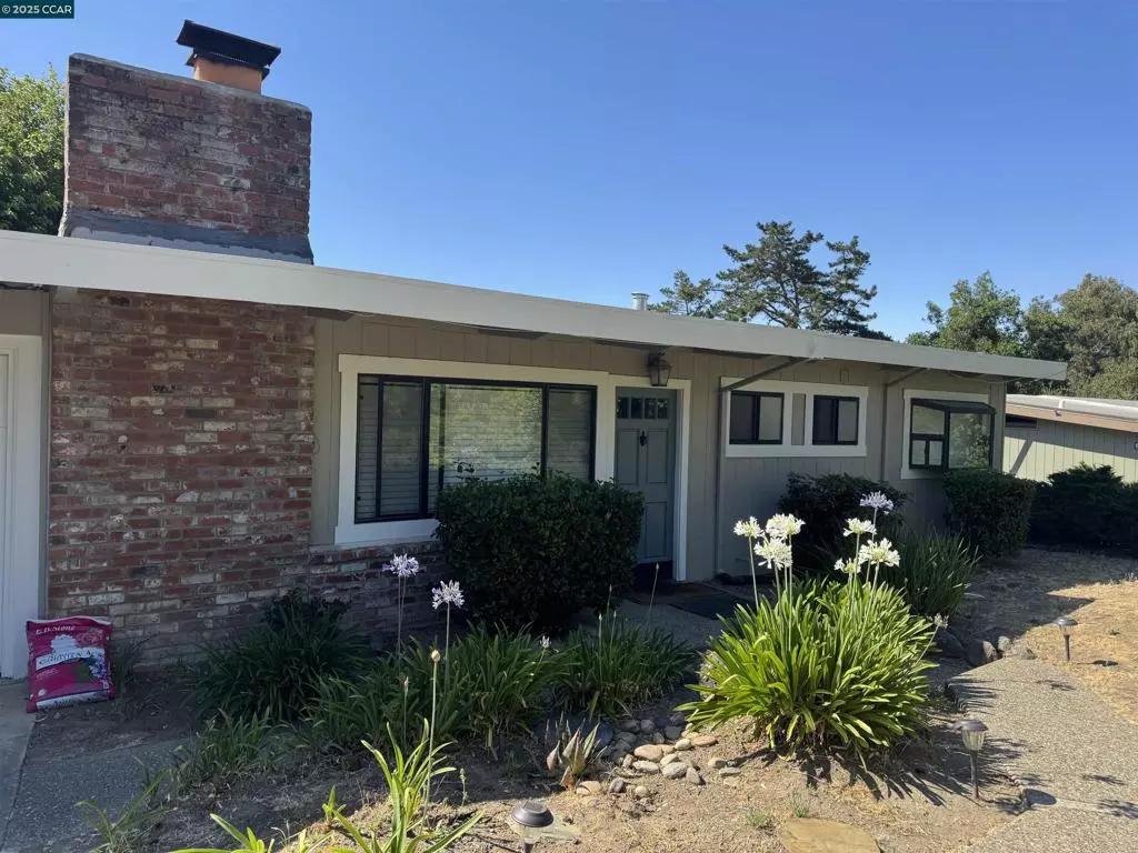 Lafayette, CA 94549,673 Doreen Way