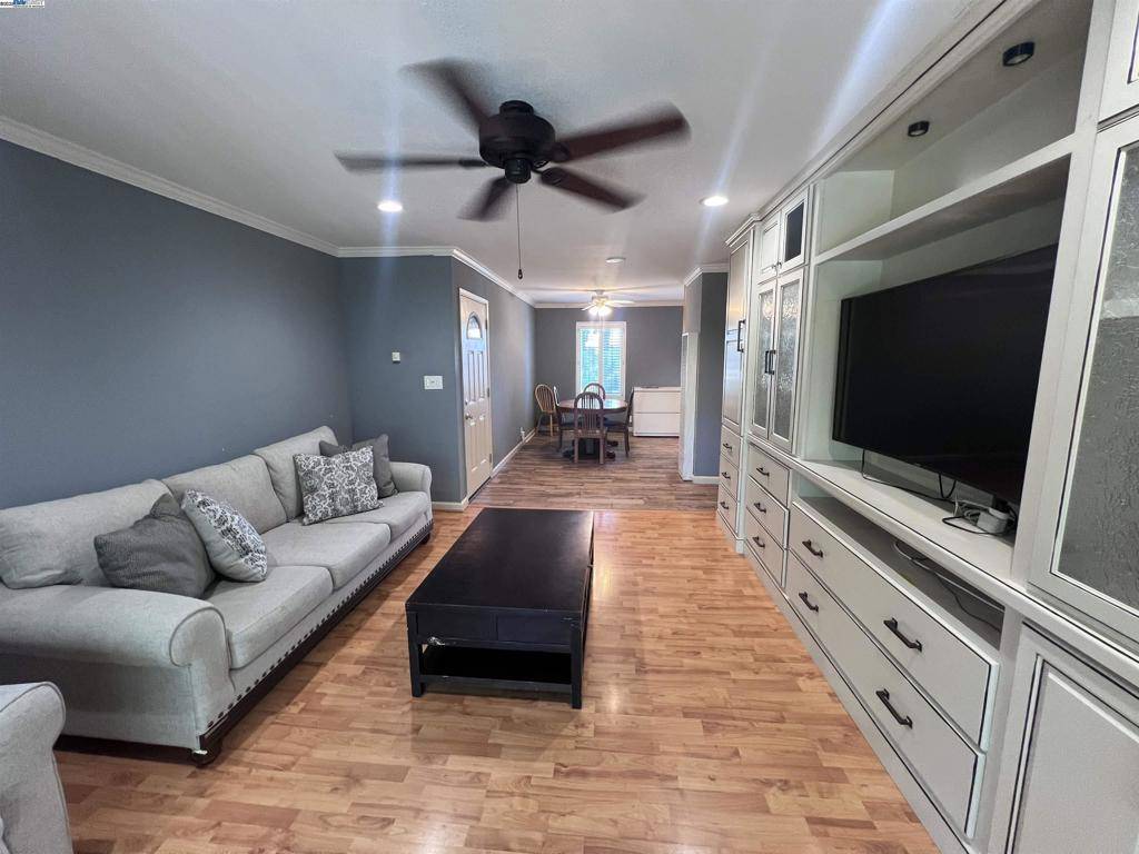 Livermore, CA 94550,1009 Murrieta Blvd