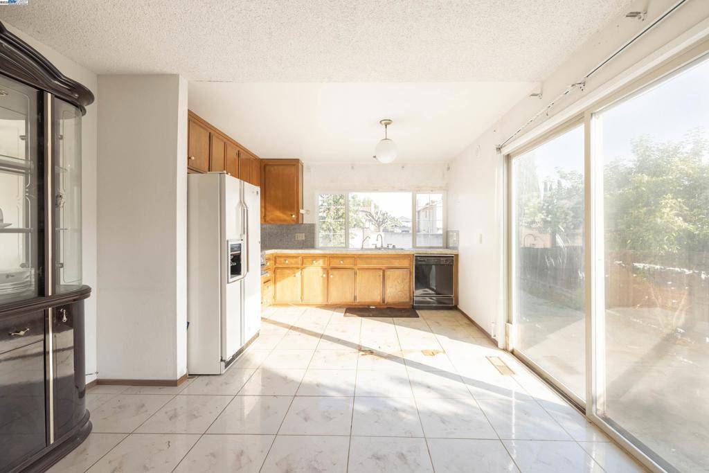 Fremont, CA 94539,642 Mcduff Ave