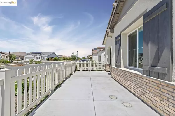 Woodland, CA 95776,1661 Winne DR