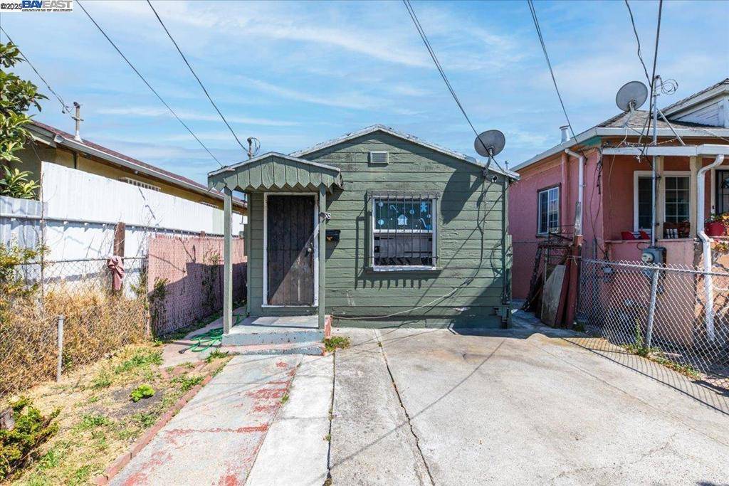 1058 71st Ave, Oakland, CA 94621