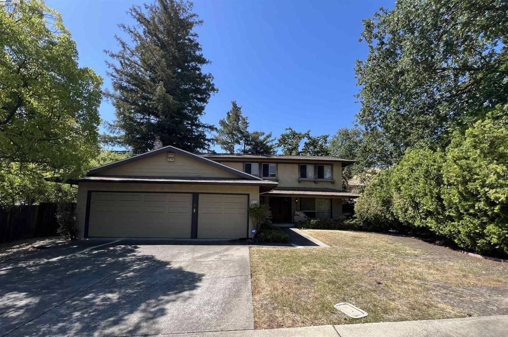 2175 Lariat Ln, Walnut Creek, CA 94596